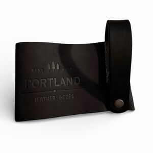 PORTLAND LEATHER Black Cup Holder Koozie